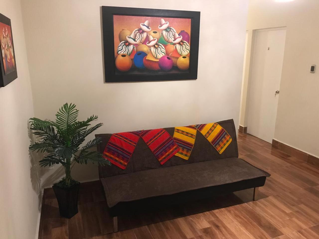 Miraflores 569 Guest house Lima